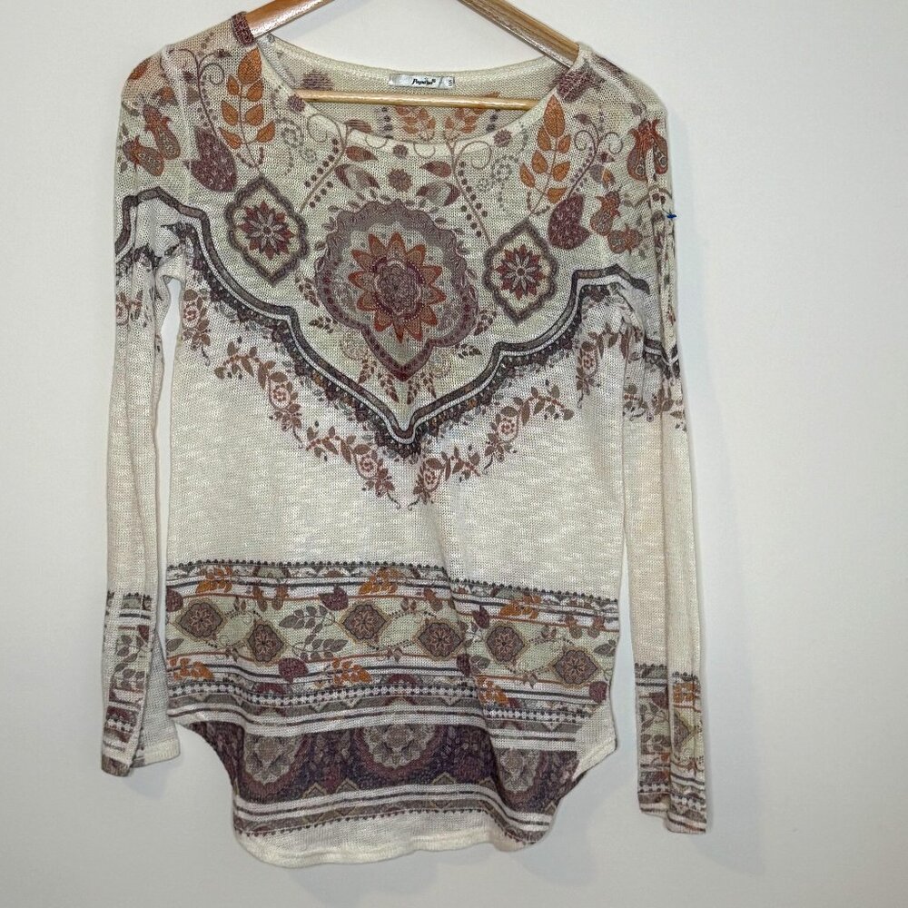 Papaya Women's Med Long Sleeve Pullover Sweater Cream with an Earthy Boho Design